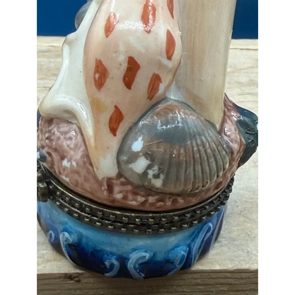 Vintage Seashell Porcelain Hinged Trinket Box - 3” Tall
